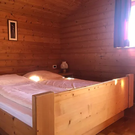 Ciasa Nea Apartment *